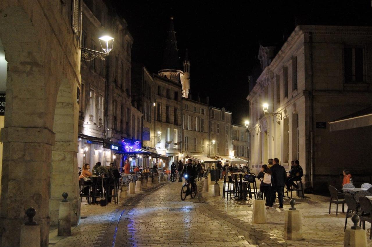 - Le Petit Rochelais -Calme&Cosy- Wifi-Netflix Apartamento La Rochelle  Exterior foto